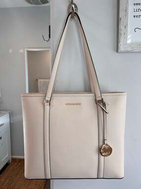 Michael Kors Tote (NWT)